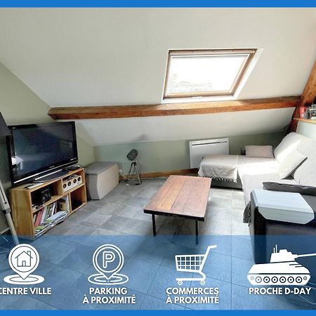 Les Combles De L Aure Grand Studio Cosy Confortable Classe 3 Etoiles Centre Bayeux 2 Mn A Pied Cathedrale Proche Plages Du Debarquement المظهر الخارجي الصورة