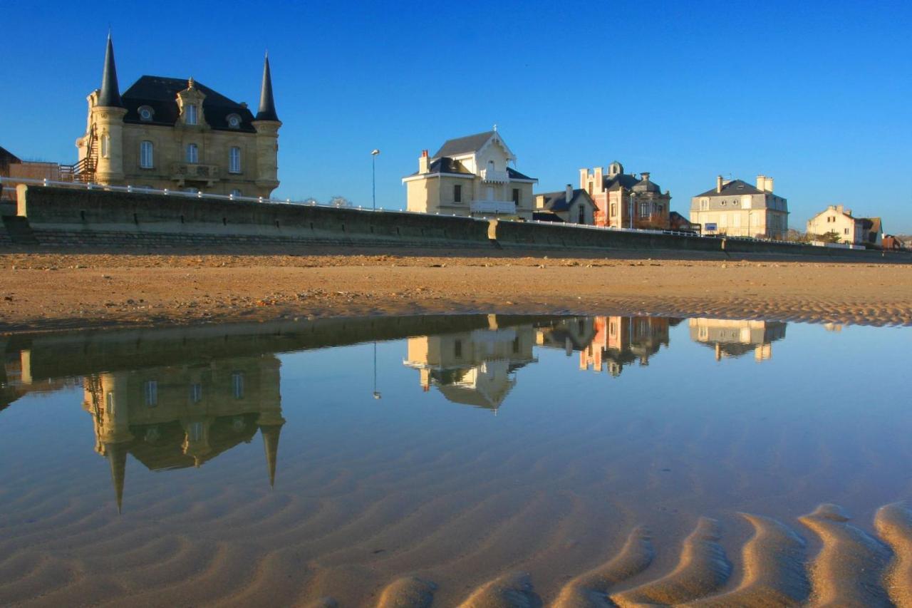 Les Combles De L Aure Grand Studio Cosy Confortable Classe 3 Etoiles Centre Bayeux 2 Mn A Pied Cathedrale Proche Plages Du Debarquement المظهر الخارجي الصورة